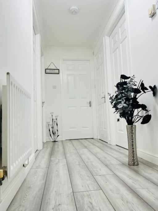 Superb 2 Bedroom Apartment With Free Parking Edynburg Zewnętrze zdjęcie