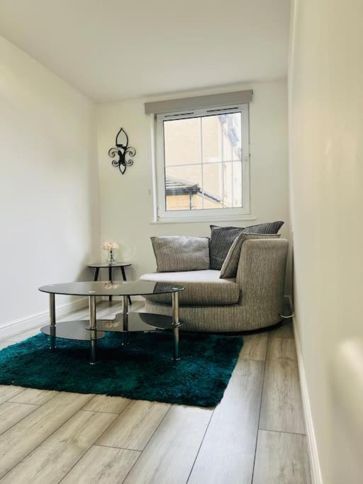 Superb 2 Bedroom Apartment With Free Parking Edynburg Zewnętrze zdjęcie